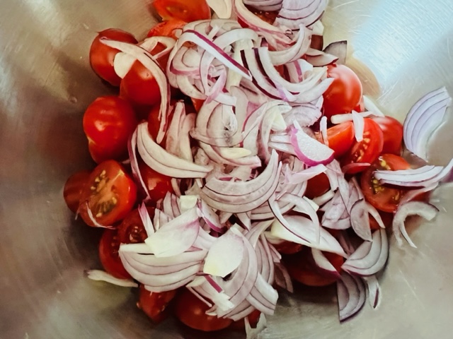 Tomaten- Brot- Salat
