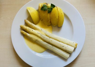 Spargel aus dem Ofenmeister von Pampered Chef mit Kartoffeln aus der Lily